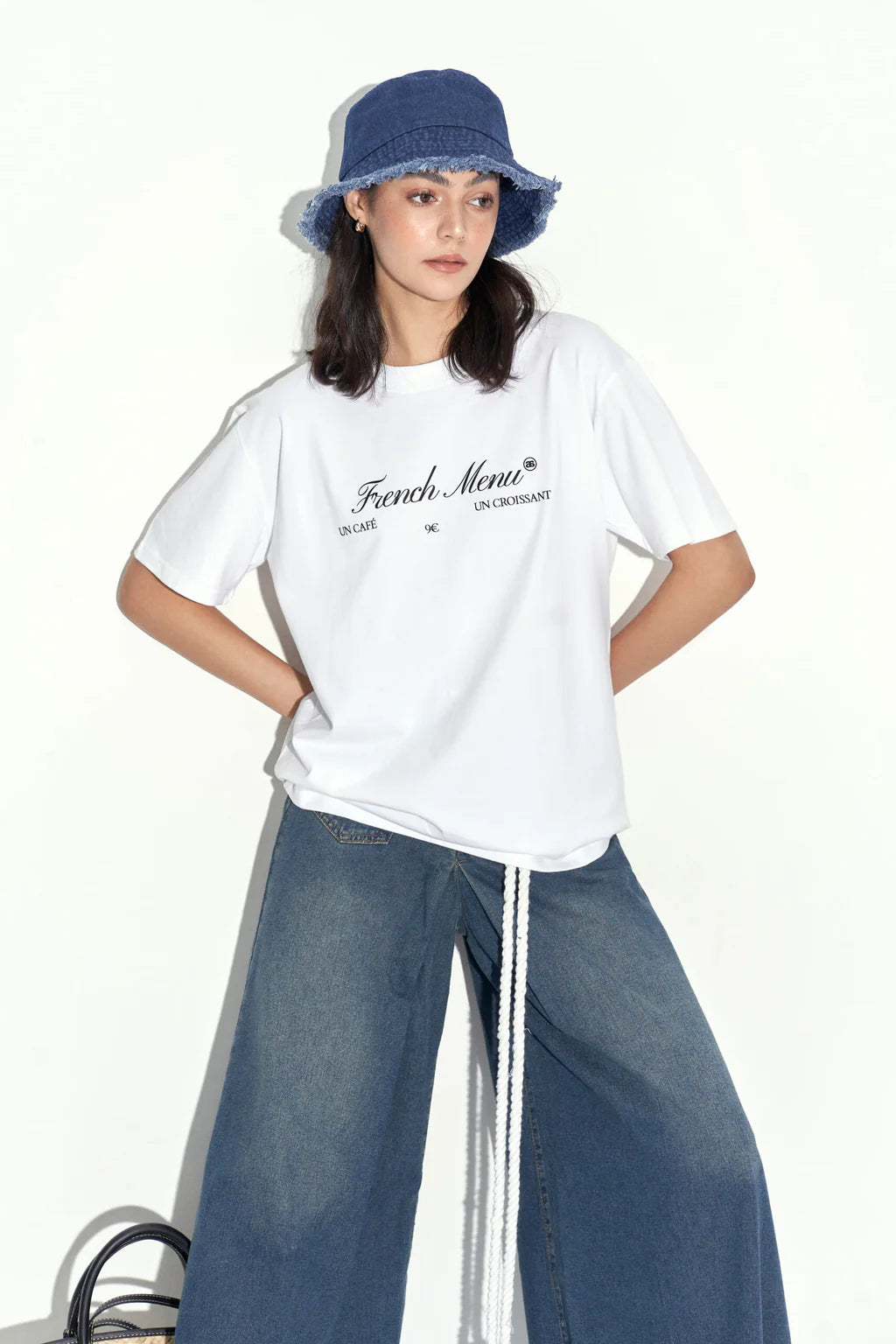 game_brothers-_white_shirt_pent_1.webp